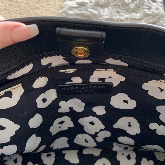Marc Jacobs Black Tote bag - Picture 4 of 6